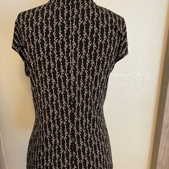 7th Ave., DesignStudio ruffled short sleeve top - Picture 4 of 4